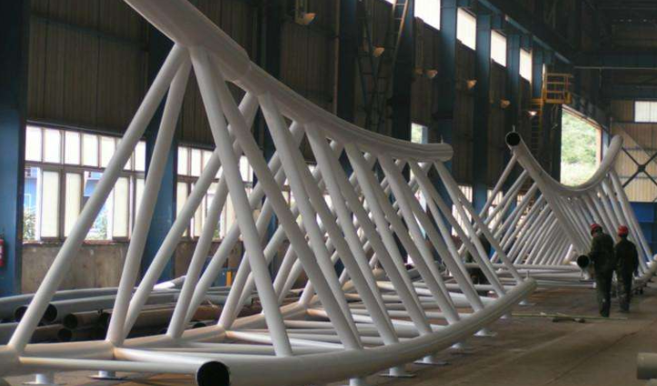 攀枝花管廊钢结构与桁架结构的管道支架应该如何区分